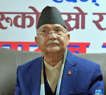 प्रधानमन्त्री ओलीका दुई रणनीति: माधव नेपाल पक्षको सामूहिक राजीनामा गराउने, विपक्षीलाई बहुमत पुर्‍याउन नदिने 